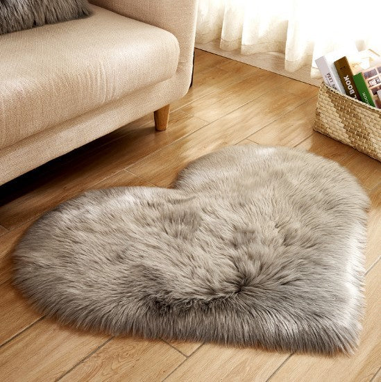 Plush Heart Shaped Carpet Non-Slip Fluffy Rug